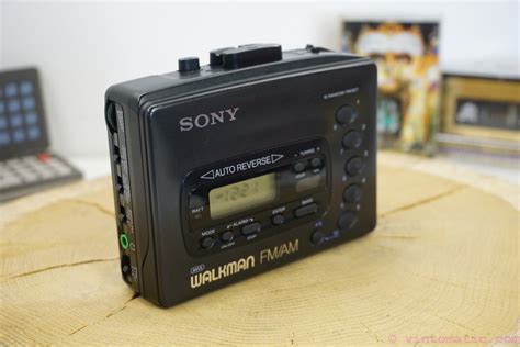 Sony Walkman Radio-Cassette Player - Auto Reverse - WM-FX41