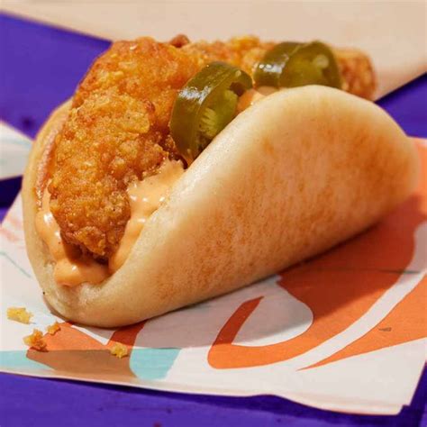 Taco Bell’s Crispy Chicken Sandwich Taco Is Officially Hitting Menus ...