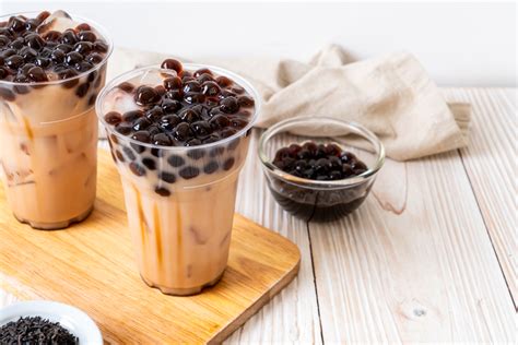 What Are the Black Balls in Boba Drinks? (Bubble Tea) | DineWithDrinks