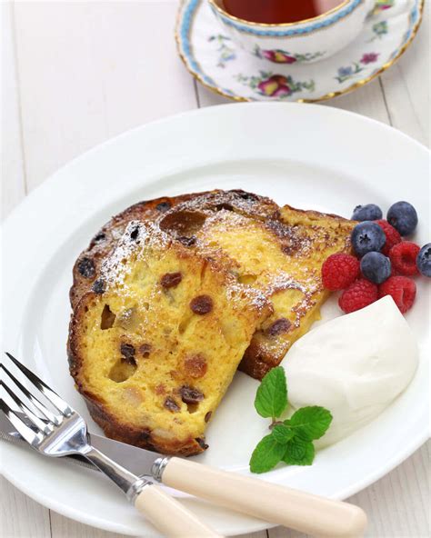 Panettone French Toast with Bourbon-Vanilla Whipped Cream Recipe ...