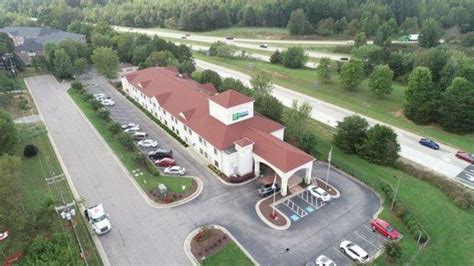 Holiday Inn Express Kernersville, Kernersville (NC) | 2021 Updated ...