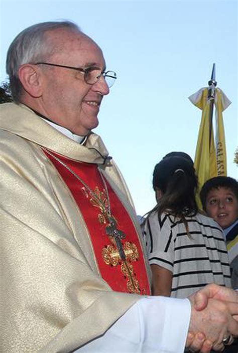 Argentine Cardinal Jorge Mario Bergoglio Elected as Pope Francis I ...