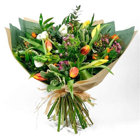 9 Best Florists for Flower Delivery in Edinburgh - Petal Republic