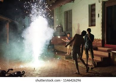 106 Mumbai Fireworks Images, Stock Photos, 3D objects, & Vectors | Shutterstock