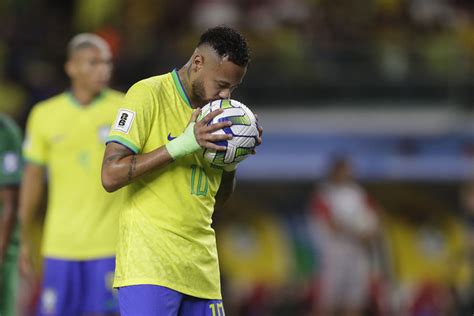 Neymar breaks Pele's Brazil goal-scoring record | The Financial Express