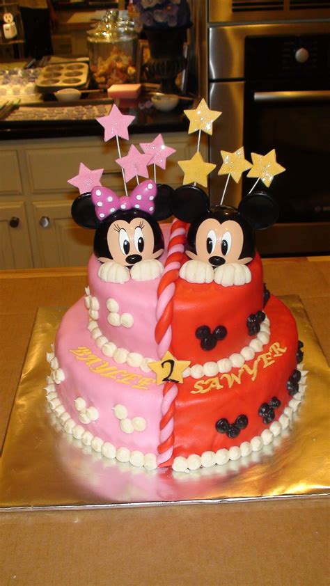 Mickey Mouse And Minnie Mouse Birthday Cake - Aria Art