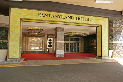 Fantasyland Hotel: 2019 Pictures, Reviews, Prices & Deals | Expedia.ca