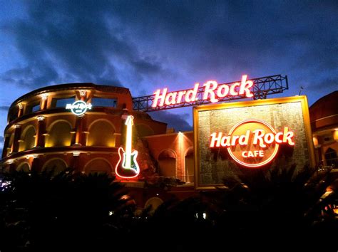 Hard Rock Cafe - My Travel Guilty Pleasure ~ The World of Deej