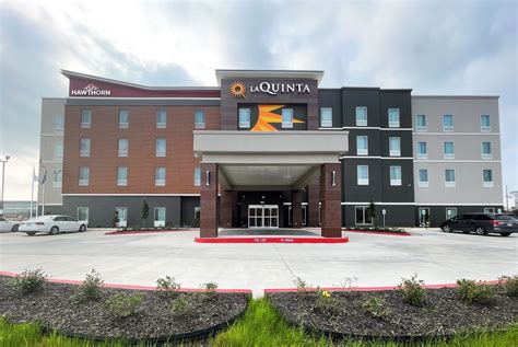 La Quinta Inn & Suites by Wyndham Sulphur | Sulphur, LA Hotels