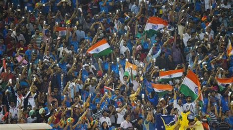 Indian Cricket Fans In Stadium - gotasdelorenzo