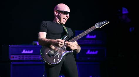 Joe Satriani announces massive 2022 North American tour | Guitar World