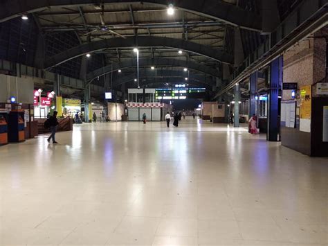 Is this Mumbai Goregaon subway station? : r/india