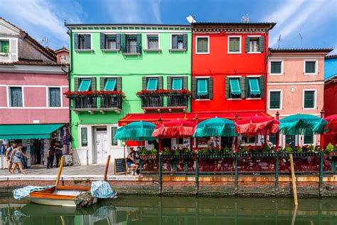 How to Visit Burano from Venice: Things to Do + Travel Tips!