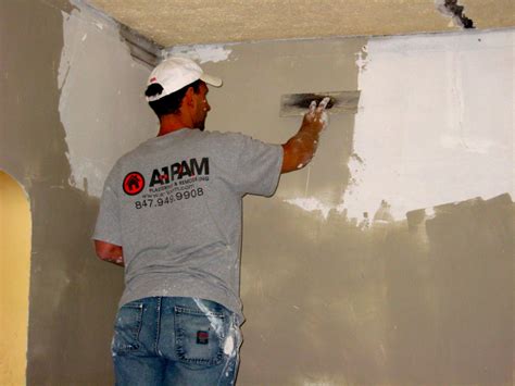 Skim Coating – Chicago's Local Remodeling Experts