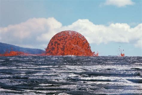 This Photo Shows a 65-Foot-Tall Lava Dome | PetaPixel