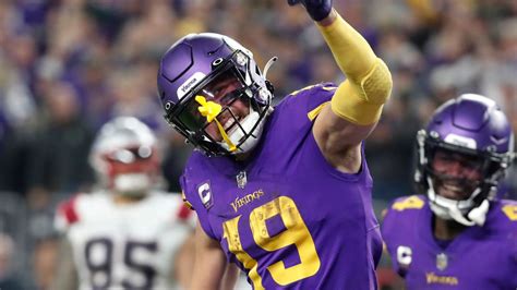 Minnesota Vikings release wide receiver Adam Thielen after nine seasons ...