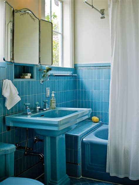 44 Glamourous Vintage Bathroom Design 12 - TOPARCHITECTURE | Blue ...