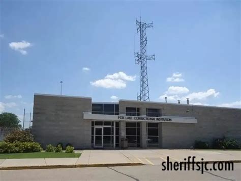 Fox Lake Correctional Institution Inmate Search, Visitation, Phone no. & Mailing Information