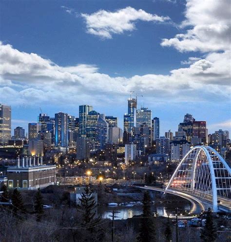 Edmonton's beautiful skyline! | Alberta travel, Canada photography, Canada city