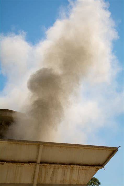 Smoke Coming from Building · Free Stock Photo