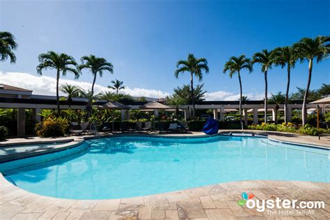 Maui Coast Hotel Review: What To REALLY Expect If You Stay