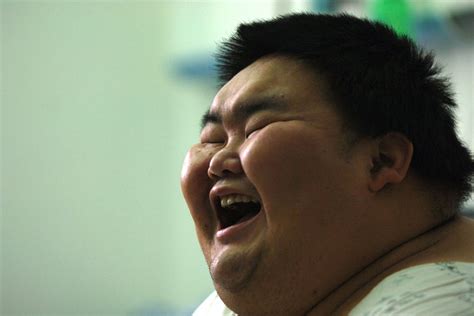 China’s Fattest Man Liang Yong Hospitalized – chinaSMACK