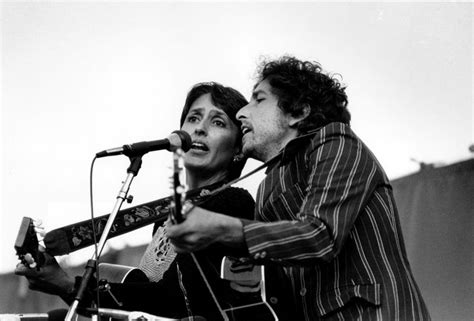 See and listen to your favorite protest songs. | Joan baez, Bob dylan, Protest songs