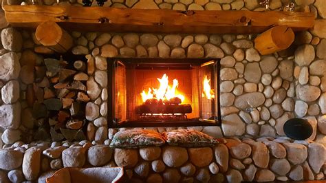 Wisconsin Log Homes for Sale with a Fireplace