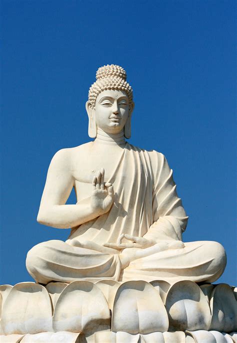 File:Buddha's statue near Belum Caves Andhra Pradesh India.jpg - Wikipedia
