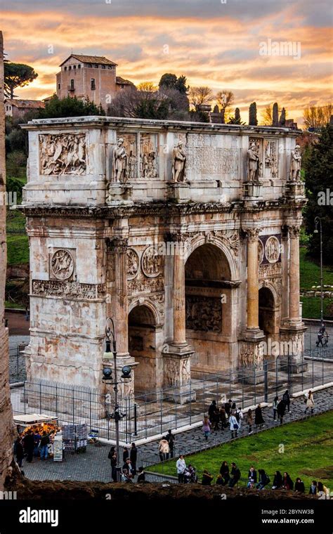 Arch of Constantine in Rome Stock Photo - Alamy