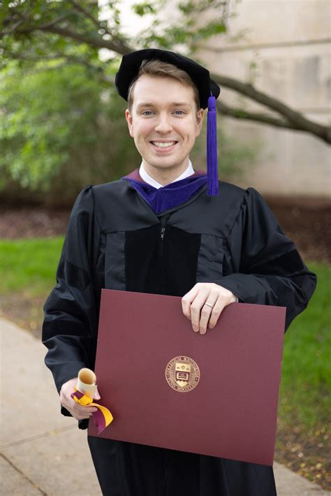 Former AE/MS Student Graduates with Juris Doctor Degree | The Beacon