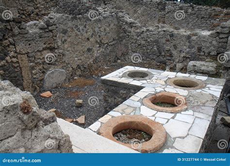 Counter in Thermopolium, Roman Pompeii, Italy Stock Photo - Image of crock, empire: 31227744