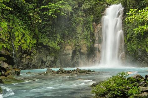 Tenorio Volcano National Park (Parque Nacional Volcán Tenorio), Costa ...