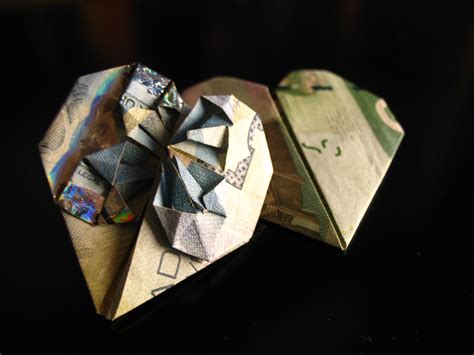 Money origami hearts | Money origami heart, Money origami, Money gift