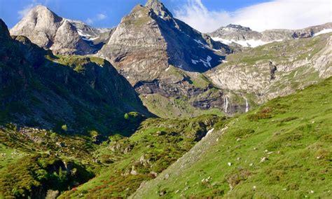 THREE GREAT HIKES IN THE STUNNING MIDI-PYRÉNÉES IN FRANCE - You Should ...