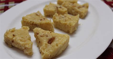 Khoya Burfi (Barfi) Recipe by Madhuri's Kitchen - Cookpad