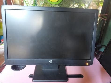 HP Monitor 19 inch, Computers & Tech, Parts & Accessories, Monitor ...