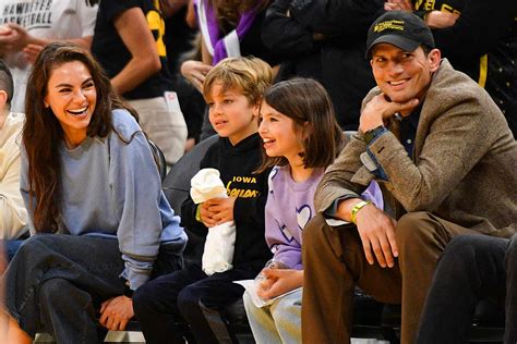 Mila Kunis and Ashton Kutcher's 2 Kids: Everything to Know