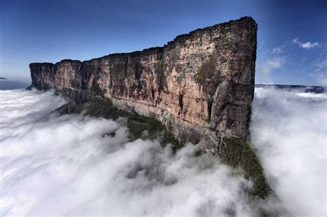 Places to see in the World: Mount Roraima – Venezuela