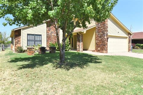 74133, OK Real Estate & Homes for Sale | realtor.com®