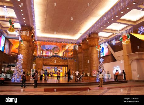 entrance of Sunway Pyramid shopping mall, Malaysia Stock Photo - Alamy