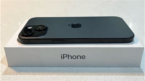 Black iPhone 15 Unboxing & First Impressions - YouTube