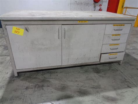 Steel Frame Work Bench Auction (0207-5055495) | Grays Australia