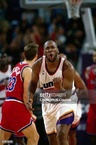 Suns Wayman Tisdale Photos and Premium High Res Pictures - Getty Images