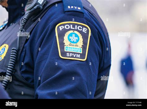 Montreal police officer hi-res stock photography and images - Alamy