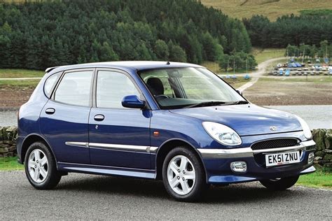 Review: Daihatsu Sirion (1998 – 2005) | Honest John