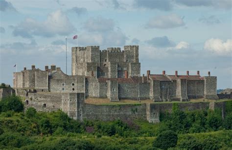 Medieval Castles - Stone Keep Castles - Twinkl