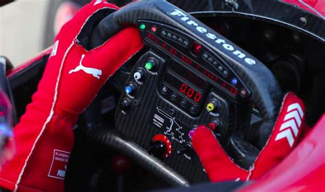 Paddle Shifters vs Manual Shifters – RacingJunk News