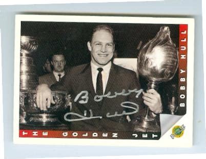 Bobby Hull autographed hockey card (Chicago Blackhawks) 1992 Ultimate #92