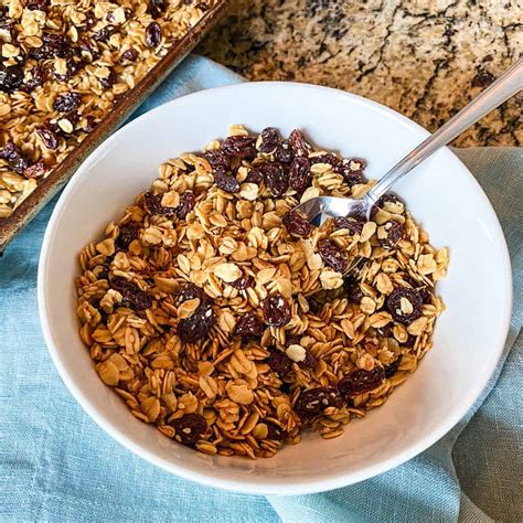 Honey and Oats Granola - Seanna's Kitchen